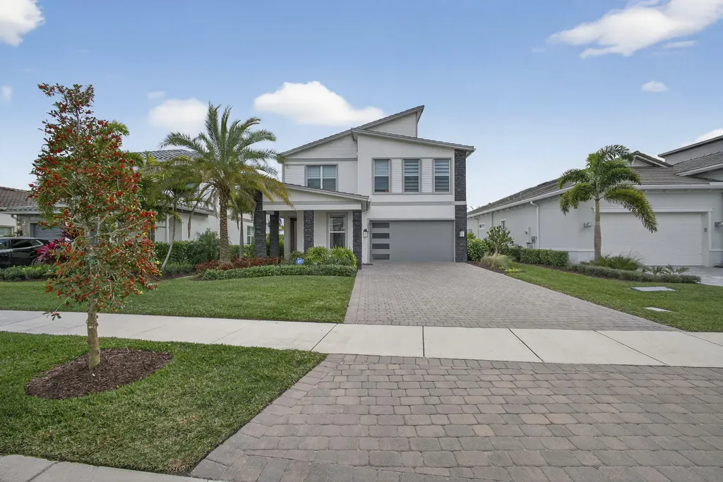 12534 Triumph Lane Palm Beach Gardens FL 33412