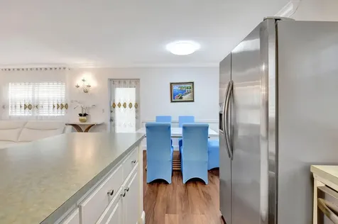 704 Saxony O Delray Beach FL 33446