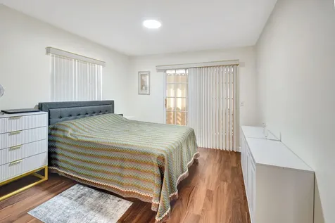 704 Saxony O Delray Beach FL 33446