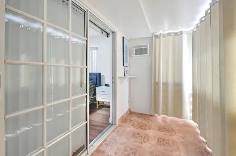 704 Saxony O Delray Beach FL 33446