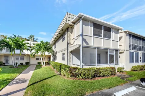 704 Saxony O Delray Beach FL 33446