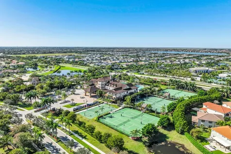 8620 Waterside Court Parkland FL 33076