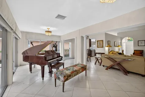 2347 Saratoga Bay Drive West Palm Beach FL 33409