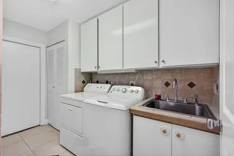 2347 Saratoga Bay Drive West Palm Beach FL 33409