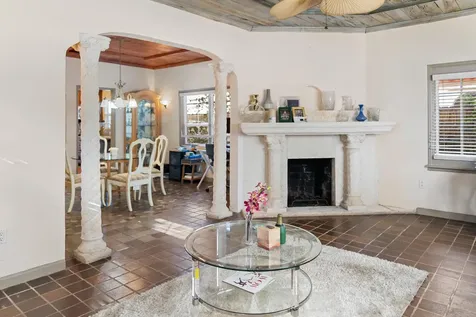 735 Colonial Road West Palm Beach FL 33405
