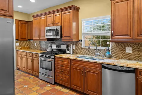 735 Colonial Road West Palm Beach FL 33405