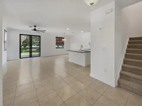 4879 Nw 55th Place Fort Lauderdale FL 33319