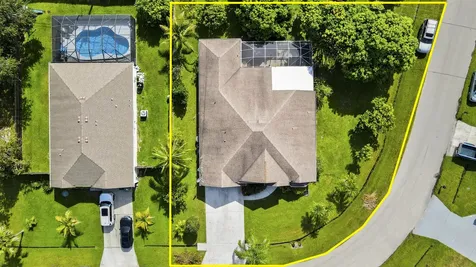 2085 Sw Aladdin Street Port Saint Lucie FL 34953