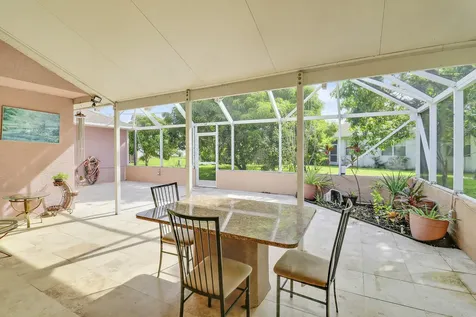 2085 Sw Aladdin Street Port Saint Lucie FL 34953