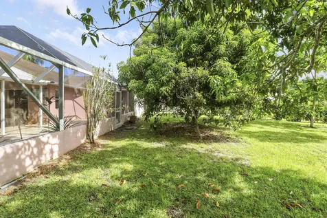 2085 Sw Aladdin Street Port Saint Lucie FL 34953