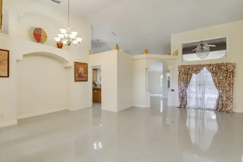 2085 Sw Aladdin Street Port Saint Lucie FL 34953
