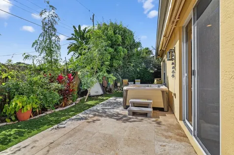 280 Reigle Avenue Delray Beach FL 33444