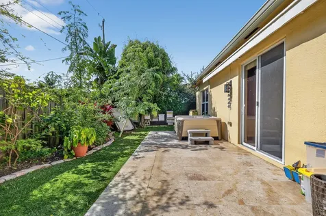 280 Reigle Avenue Delray Beach FL 33444