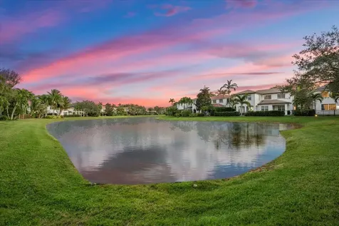1062 Vintner Boulevard Palm Beach Gardens FL 33410