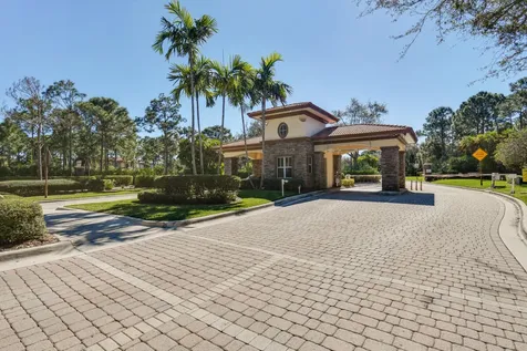 1062 Vintner Boulevard Palm Beach Gardens FL 33410