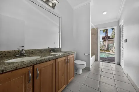 9121 Paragon Way Boynton Beach FL 33472