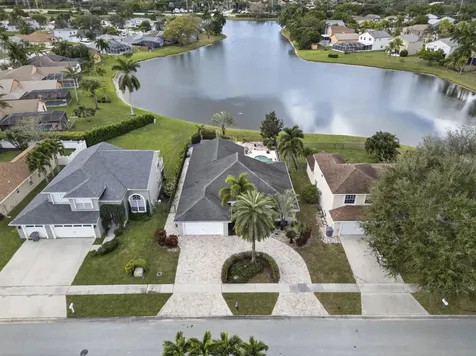 9121 Paragon Way Boynton Beach FL 33472