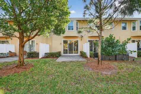 5810 Monterra Club Drive Lake Worth FL 33463