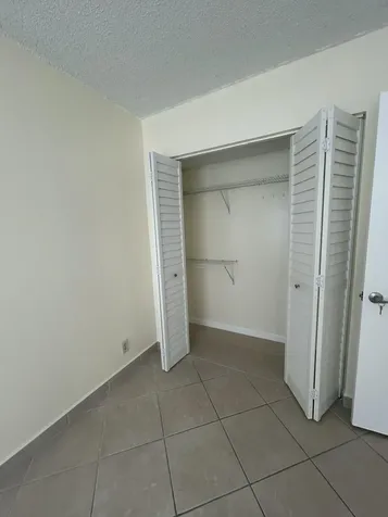 21950 Soundview Terrace Boca Raton FL 33433