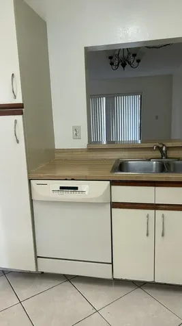 21950 Soundview Terrace Boca Raton FL 33433