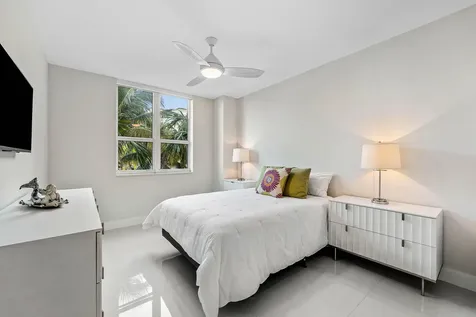 450 N Federal Highway Boynton Beach FL 33435