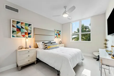 450 N Federal Highway Boynton Beach FL 33435