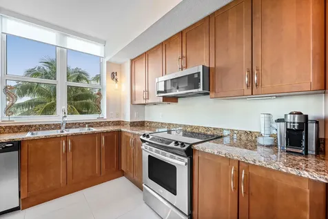 450 N Federal Highway Boynton Beach FL 33435