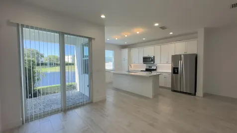 621 Parsons Way Deerfield Beach FL 33442