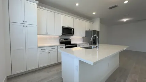 621 Parsons Way Deerfield Beach FL 33442