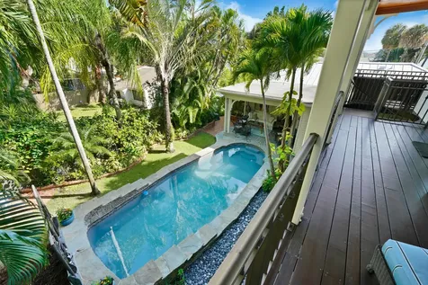 137 S Oak Street Lantana FL 33462
