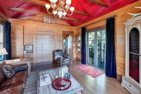 137 S Oak Street Lantana FL 33462