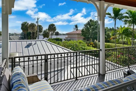 137 S Oak Street Lantana FL 33462