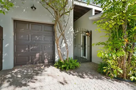 137 S Oak Street Lantana FL 33462