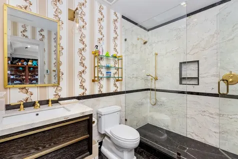 1053 N Lake Way Palm Beach FL 33480