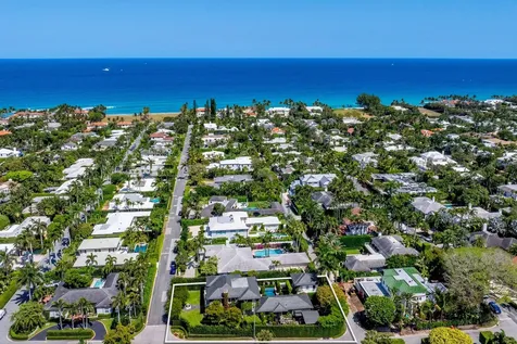 1053 N Lake Way Palm Beach FL 33480