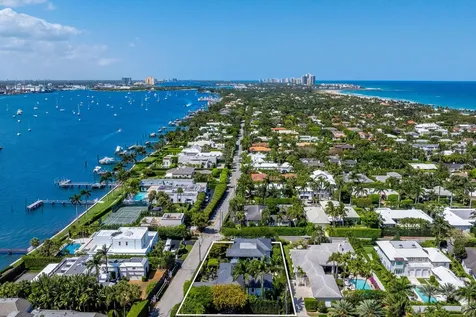 1053 N Lake Way Palm Beach FL 33480
