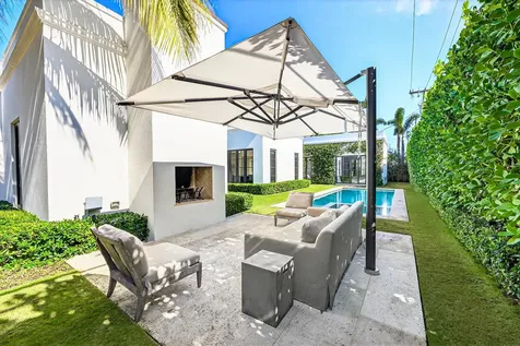 3218 S Olive Avenue West Palm Beach FL 33405