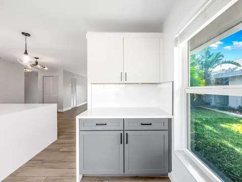 226 Se 1st Circle Boynton Beach FL 33435