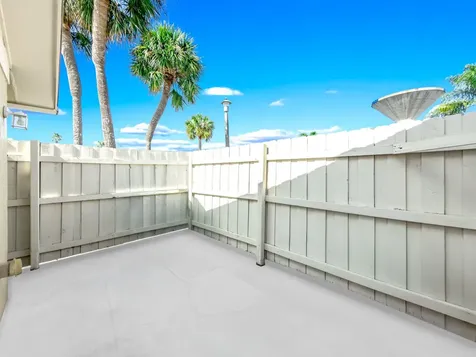 226 Se 1st Circle Boynton Beach FL 33435