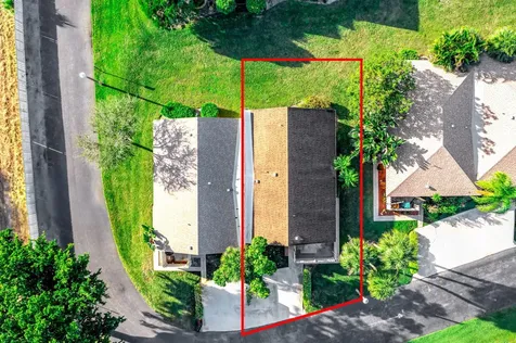 226 Se 1st Circle Boynton Beach FL 33435