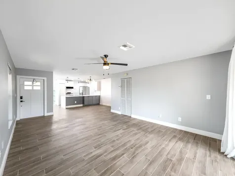 226 Se 1st Circle Boynton Beach FL 33435