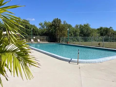 14 Crossings Circle Boynton Beach FL 33435