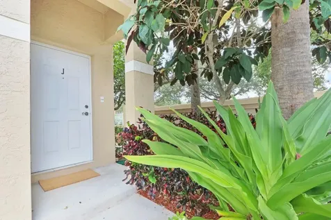 101 Lighthouse Circle Tequesta FL 33469