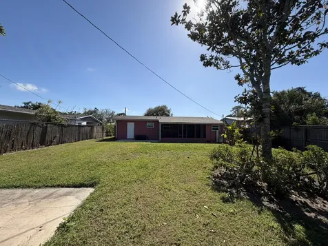 2399 Se Madison Street Stuart FL 34997
