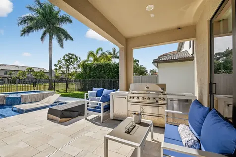 8239 Hanoverian Drive Lake Worth FL 33467