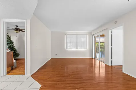 1563 SE Royal Green B203 Circle Port Saint Lucie FL 34952
