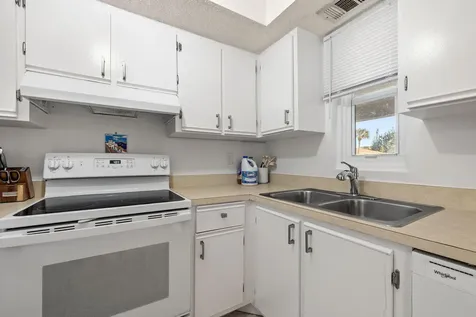 1563 SE Royal Green B203 Circle Port Saint Lucie FL 34952