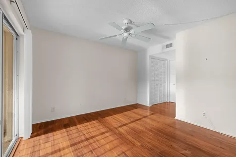 1563 SE Royal Green B203 Circle Port Saint Lucie FL 34952
