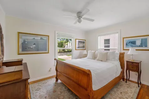 816 Avon Road West Palm Beach FL 33401
