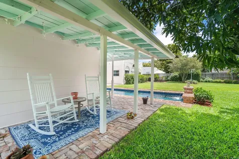 816 Avon Road West Palm Beach FL 33401